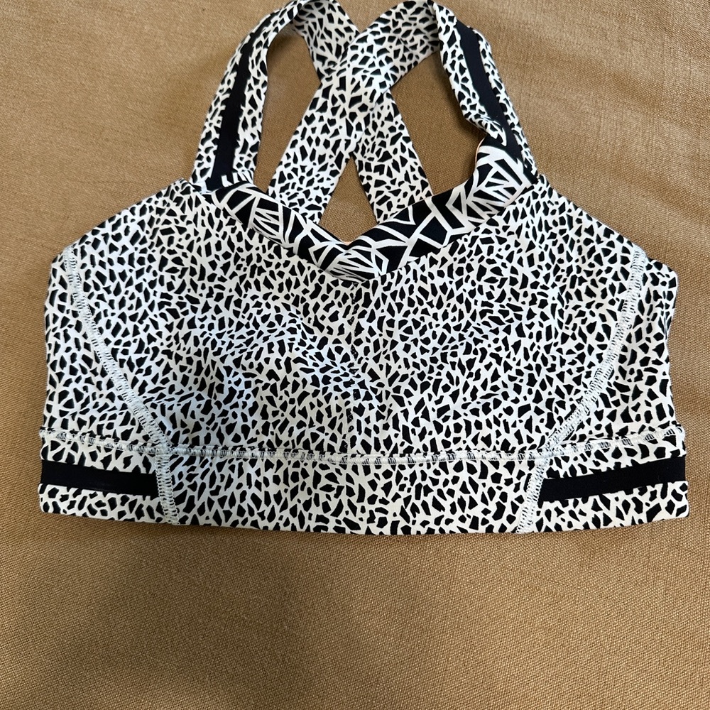 Lululemon athletica sports bra